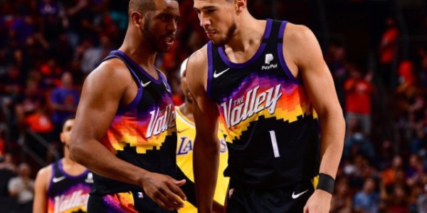  布克砍下四十分太阳炙烤湖人防线