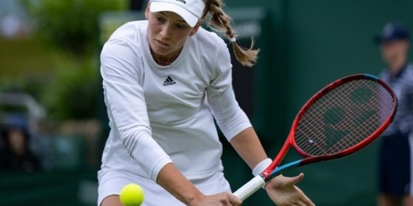  莱巴金娜温网次轮出局，种子选手遭遇滑铁卢