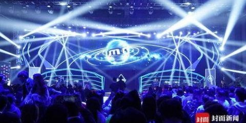  电竞选手日常训练，汗水铸就辉煌战绩