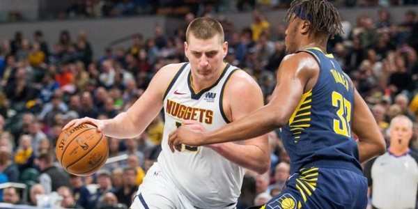  欧文华丽运球穿云，独行侠客场击败掘金队