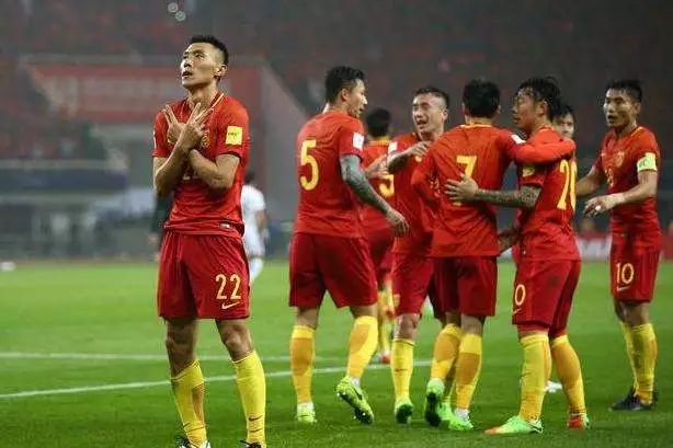  定位球战术屡建奇功，高空轰炸决定胜负