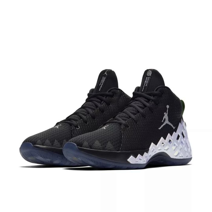  篮球鞋科技再升级，助力球员突破极限