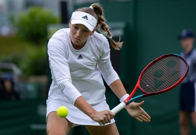  莱巴金娜温网次轮出局，种子选手遭遇滑铁卢